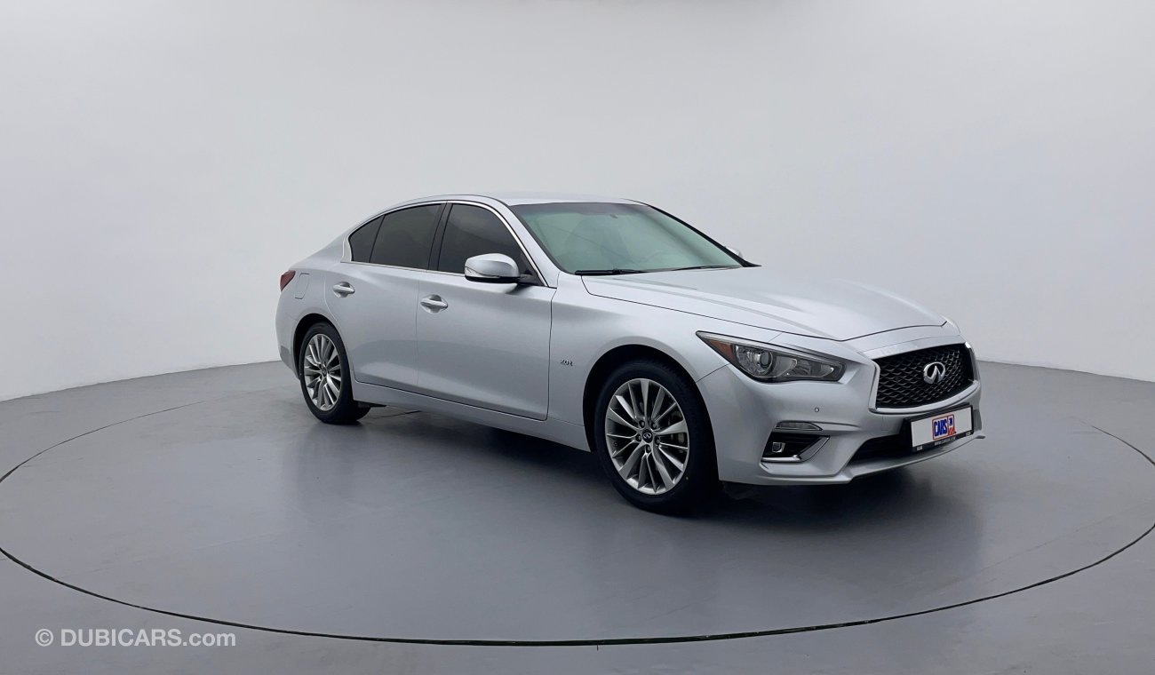 Infiniti Q50 LUXURY 2000