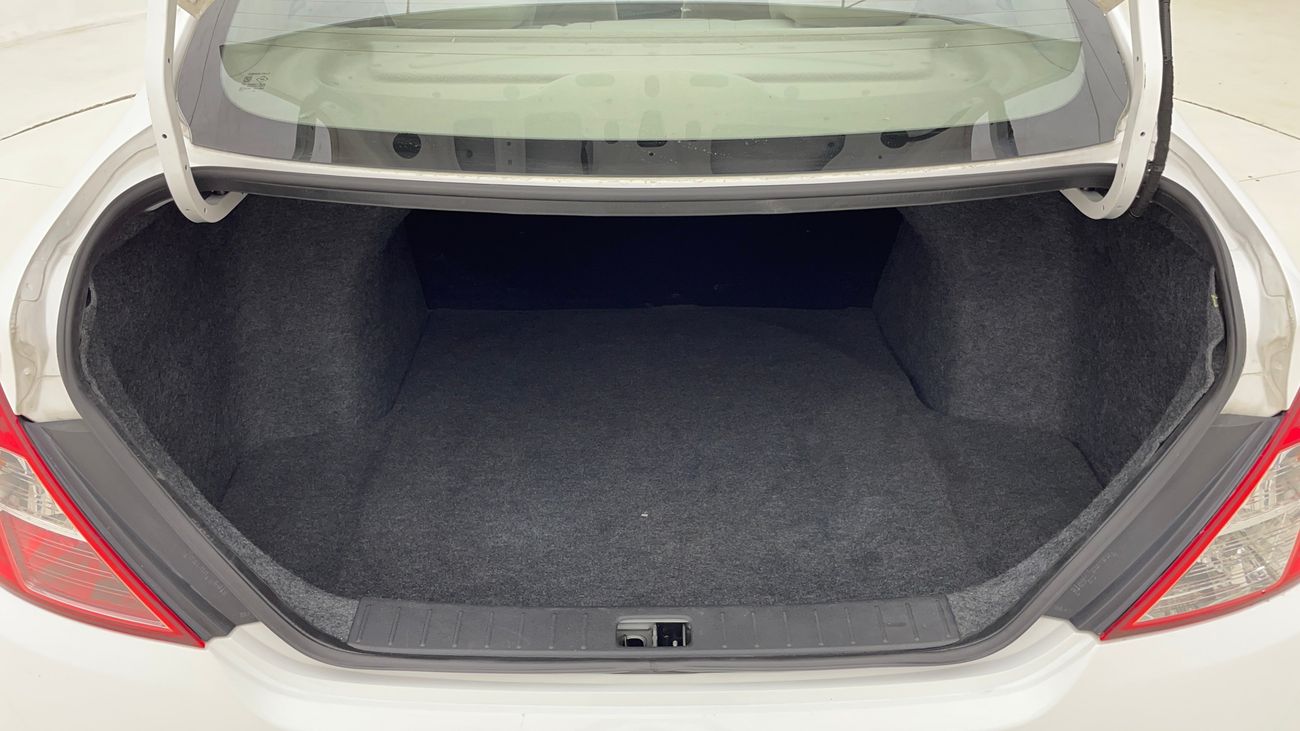 نيسان صني SV 1.5 | بدون دفعة مقدمة | اختبار القيادة في المنزل