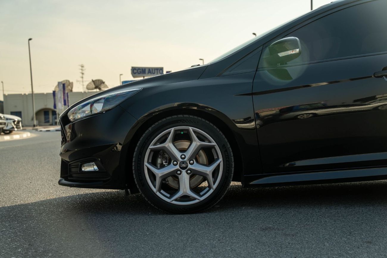 فورد فوكاس ST 2.0L