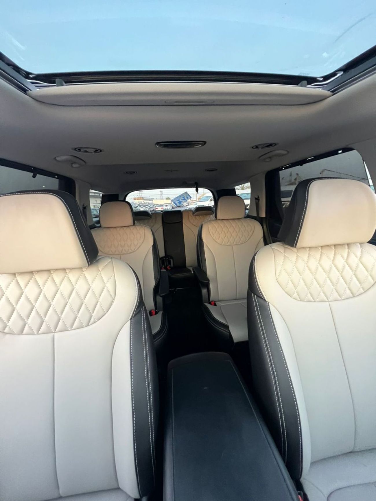 Hyundai Palisade 2021 Hyundai Palisade Sel - 3.8L V6 - Auto Trunk - Leather & Electric Seat - Key Engine Start Option