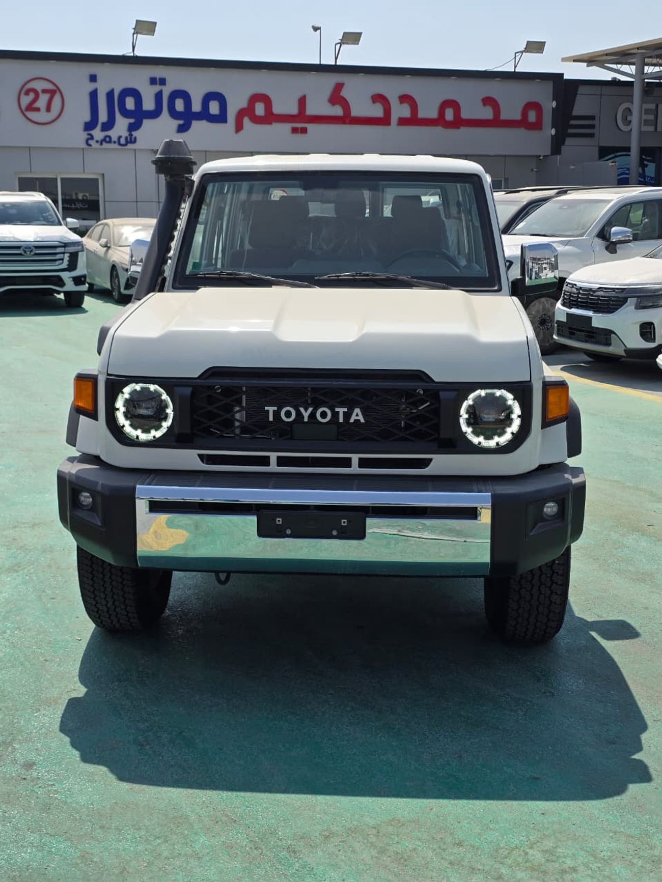 Toyota Land Cruiser 70 LX 4.0L (5 DOOR)