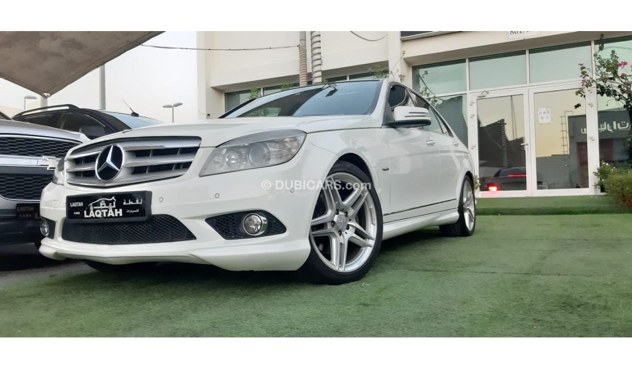 Mercedes Benz C350 Gulf panorama, full option, sensors, back wing, electric chair, white color wheels inside saffron, i