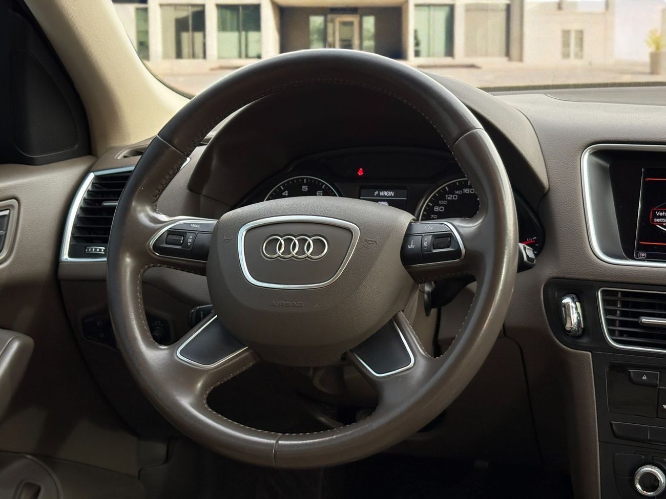 Audi Q5 45 TFSI Quattro Advanced 2.0L (252 HP) TFSI 40 QUATTRO A/T | 2017 | GCC SPECS | AED 1,800 per month