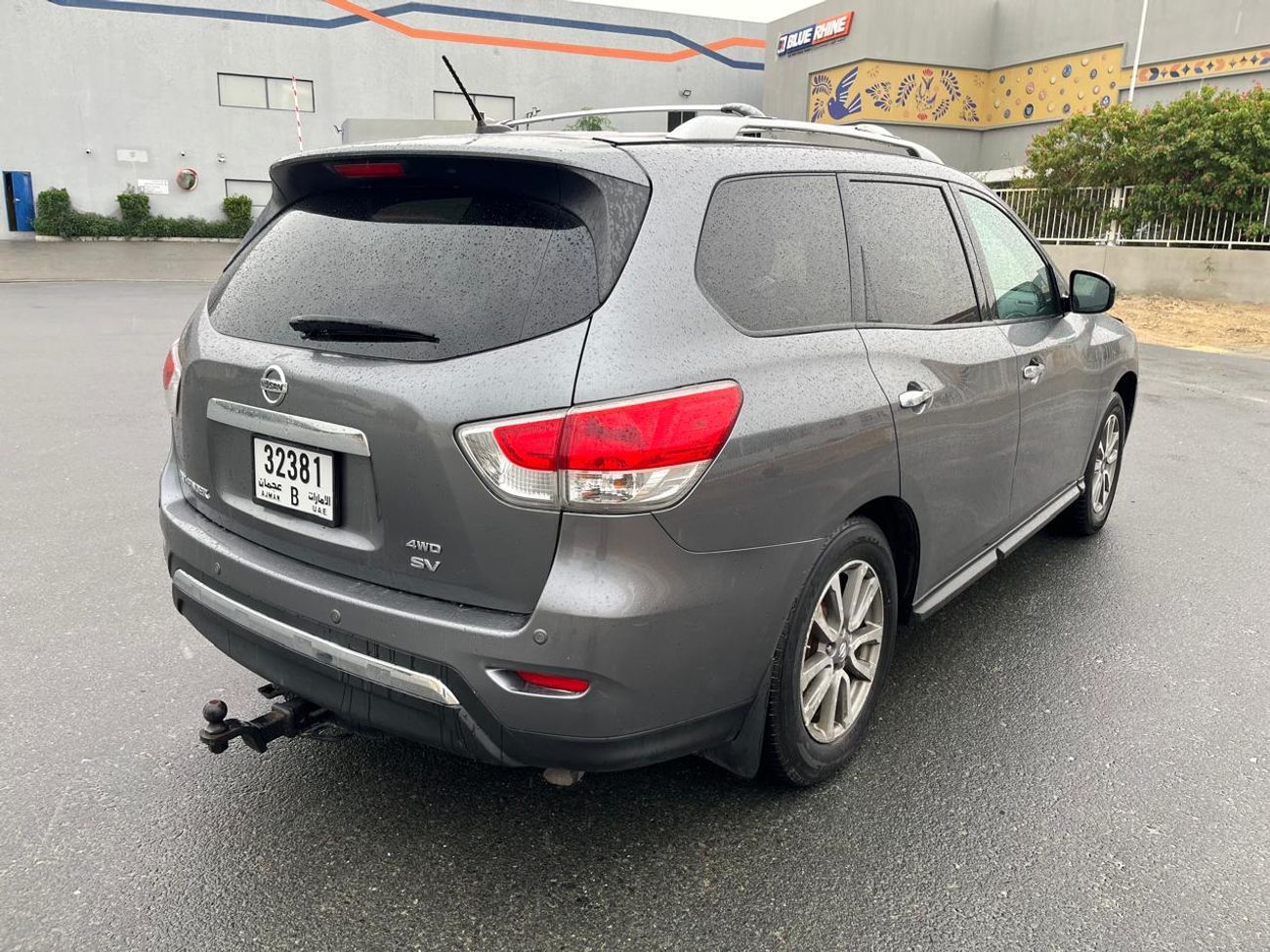 Nissan Pathfinder SV 3.5L (260 HP) 4WD