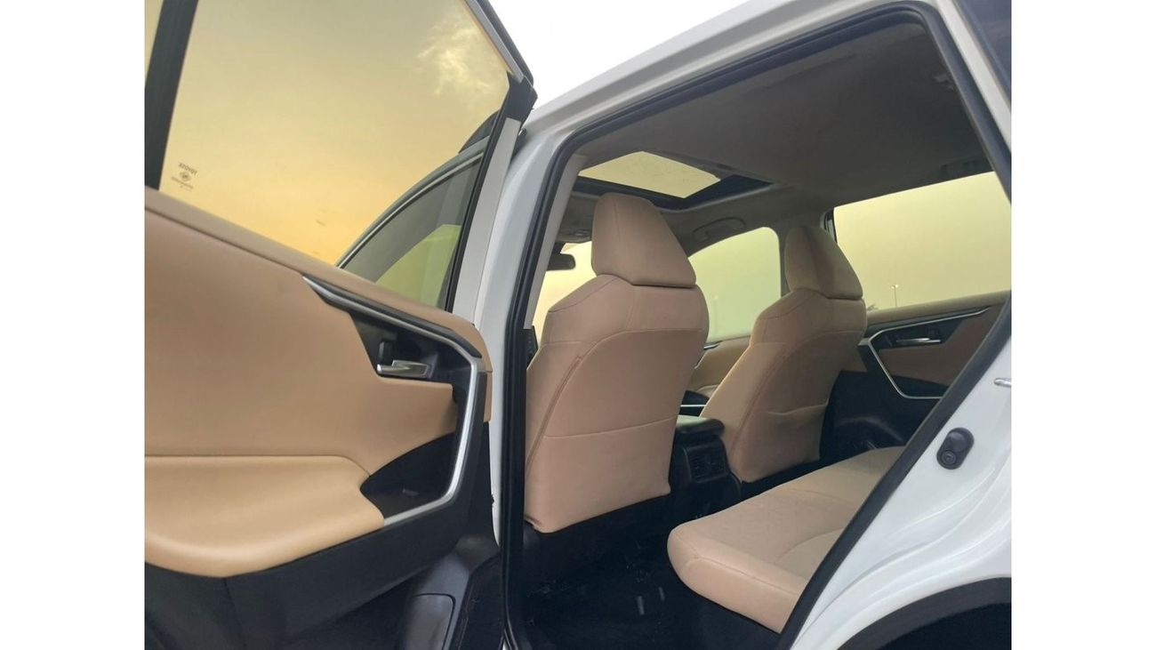 Toyota RAV4 2020 Toyota Rav4 Hybrid Fuel XLE Full Option 4x4 AWD 2.5L V4 With 2 Keys & Multi Drive Mode -