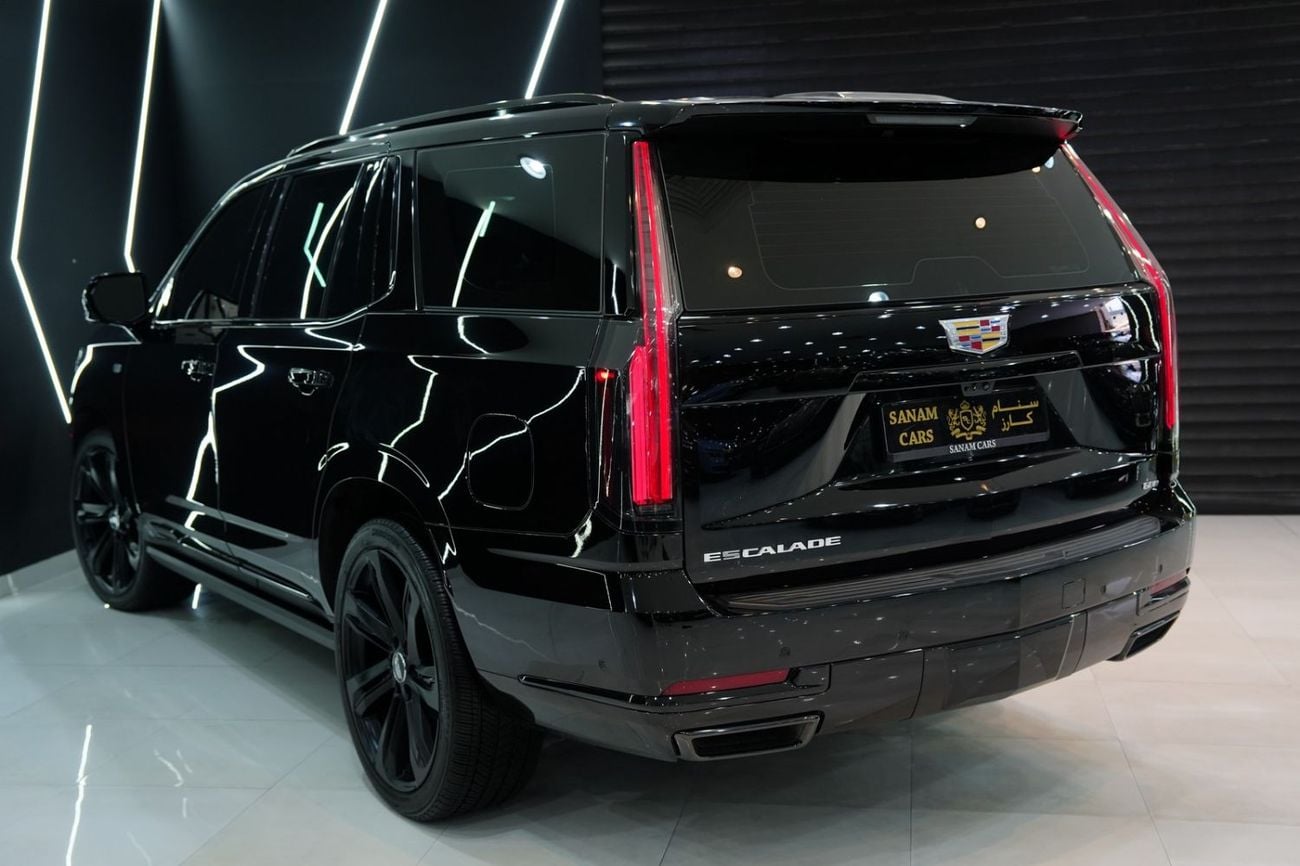 كاديلاك إسكالاد 2025 Cadillac Escalade Sport Platinum,Rear Screen,Night Vision,Power Side Steps, Dealer Warr + Serv