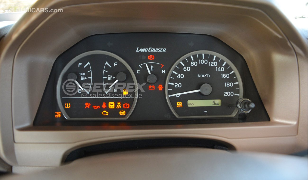 Toyota Land Cruiser Pick Up SC GRJ79 Petrol - كمية محدودة