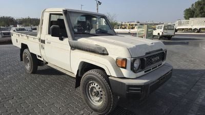 تويوتا لاند كروزر بيك آب LC79 4.2L Pickup Single cab 5- MT 4X4