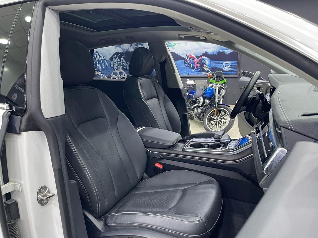 Audi Q8 55 TFSI quattro (340 HP)