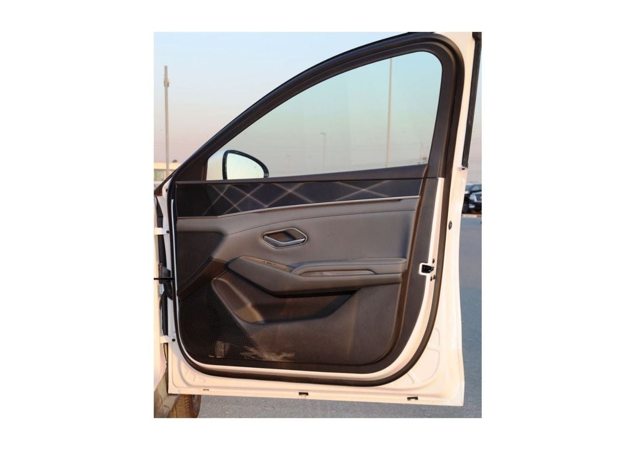BYD Qin L STANDARD 2026 model  || DMi0 210 Full option