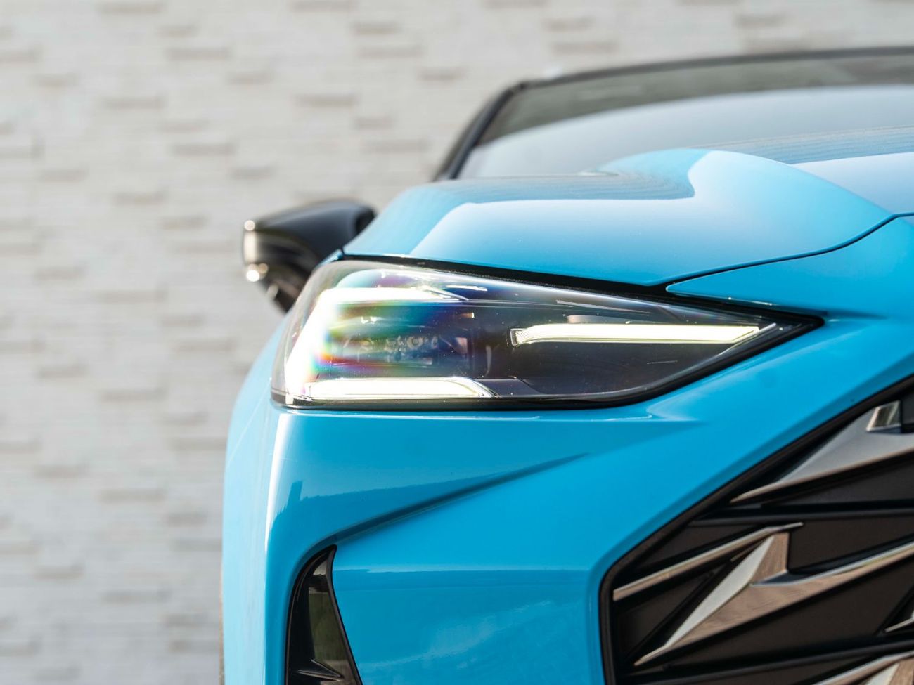 أم جي وان 1.5 LUX