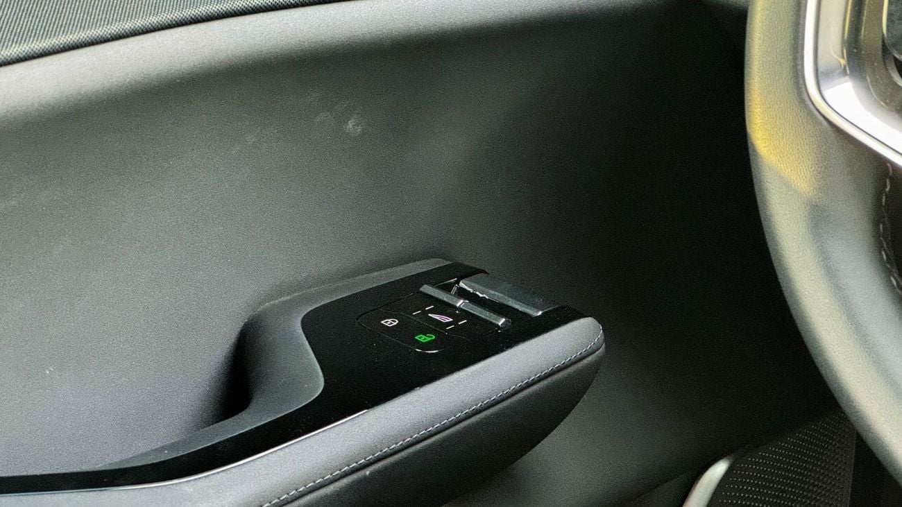 بولستار 3 Long Range Dual Motor 2024 Agency Warranty GCC Full Electric Brand New