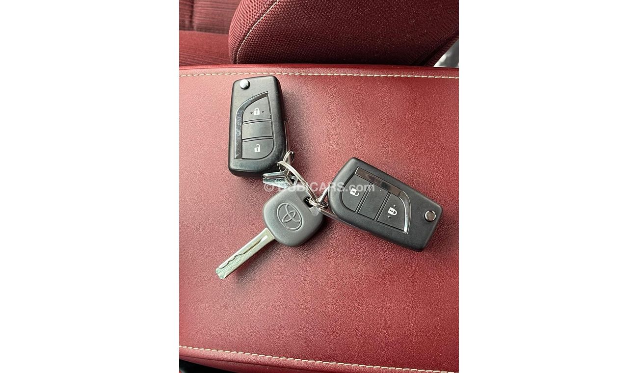 تويوتا هيلوكس تويوتا هيلوكس 2022 مواصفات خليجية بحالة ممتازة