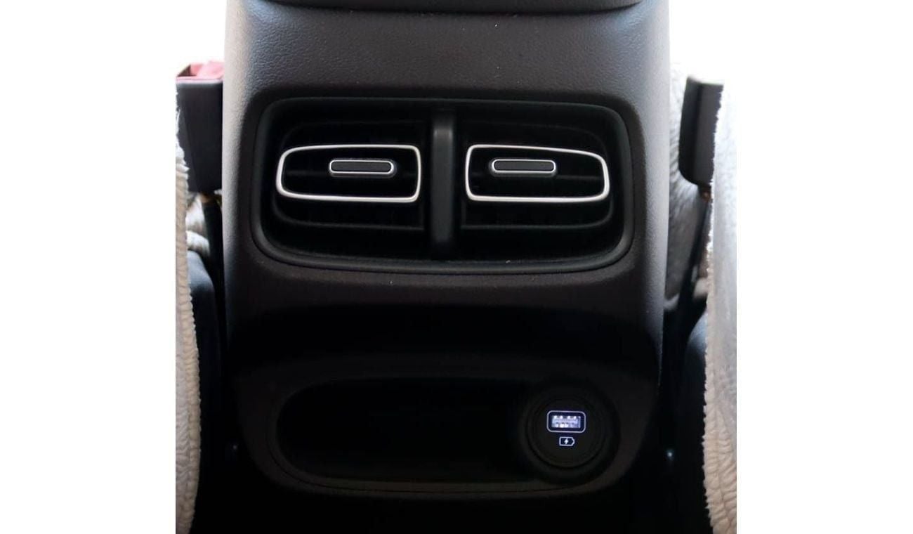 هيونداي كريتا Base 1.6L Hyundai Creta 1.6 L 2023 GCC accident-free in excellent condition 1239 P.M