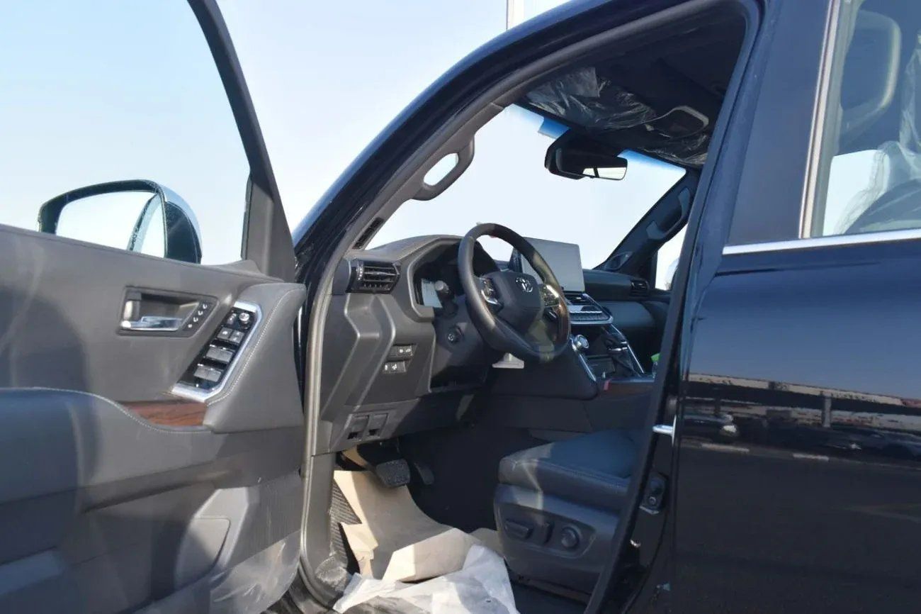 تويوتا لاند كروزر land cruiser VX hybrid 2025 3.5L