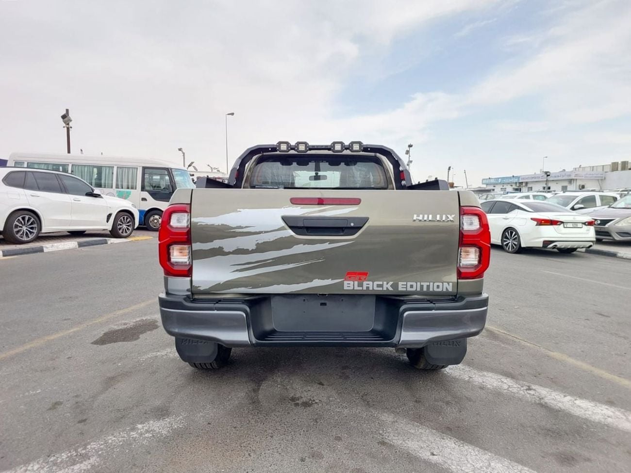 تويوتا هيلوكس (RAMADAN OFFER) TOYOTA HILUX PICKUP RHD 2016 MODEL 2.8 L DIESEL MANUAL(PM60567)