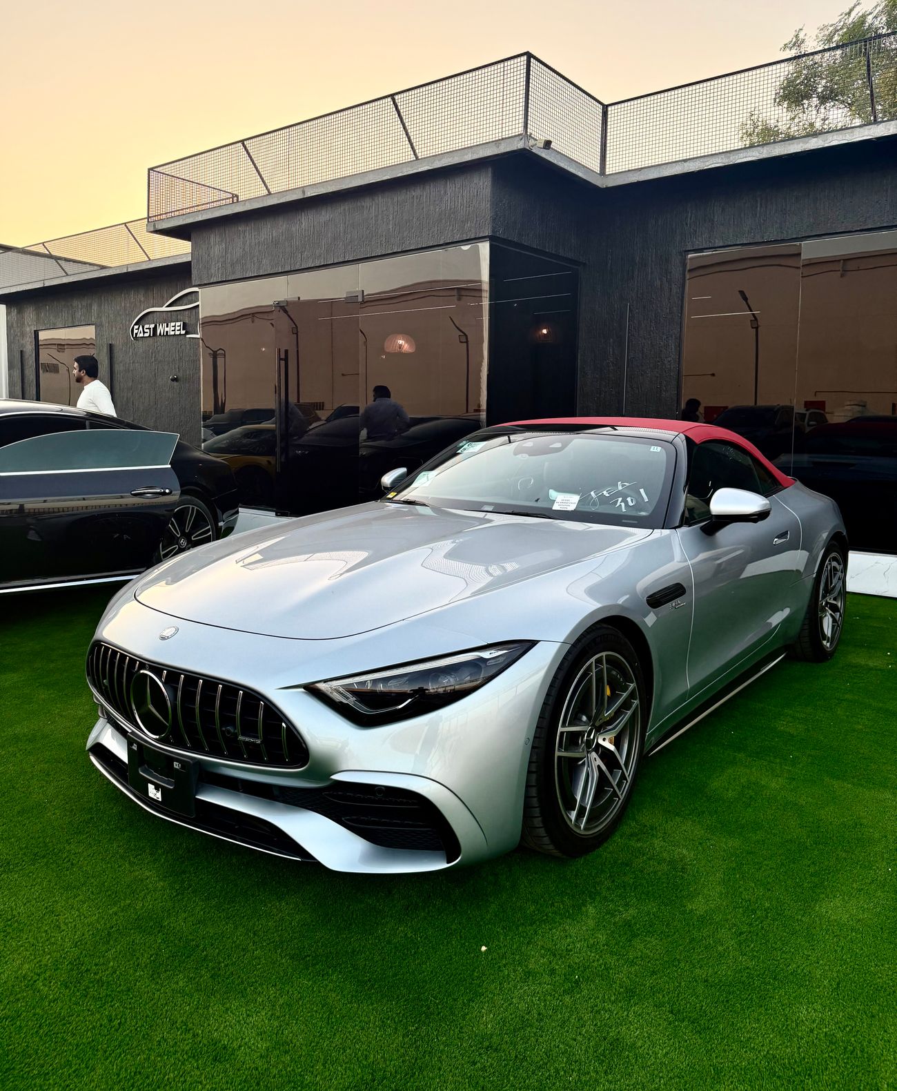 مرسيدس بنز SL 43 AMG