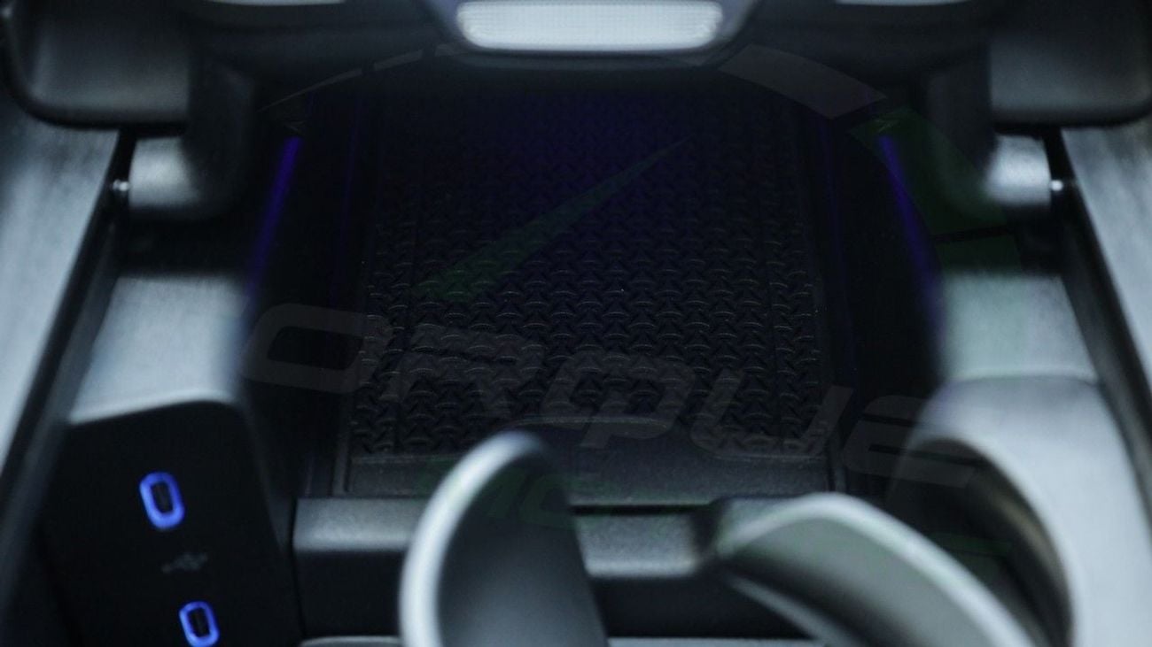 Mercedes-Benz E200 ( Only For Export ) 2026 MERCEDES-BENZ E 200 Avantgarde EQ Boost 2.0L RWD BRAND NEW