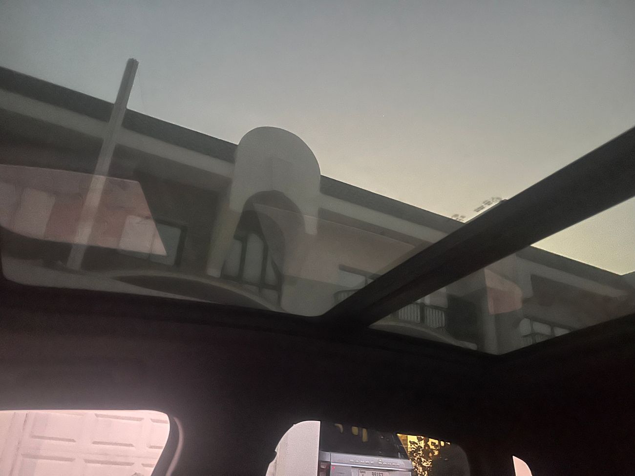 أودي Q3 2.0L,4 Cyl, 228HP , 4WD premium S Line Quattro 45 2 years warranty