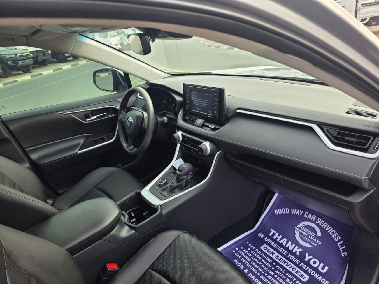 تويوتا راف ٤ 2.5L XLE Hybrid