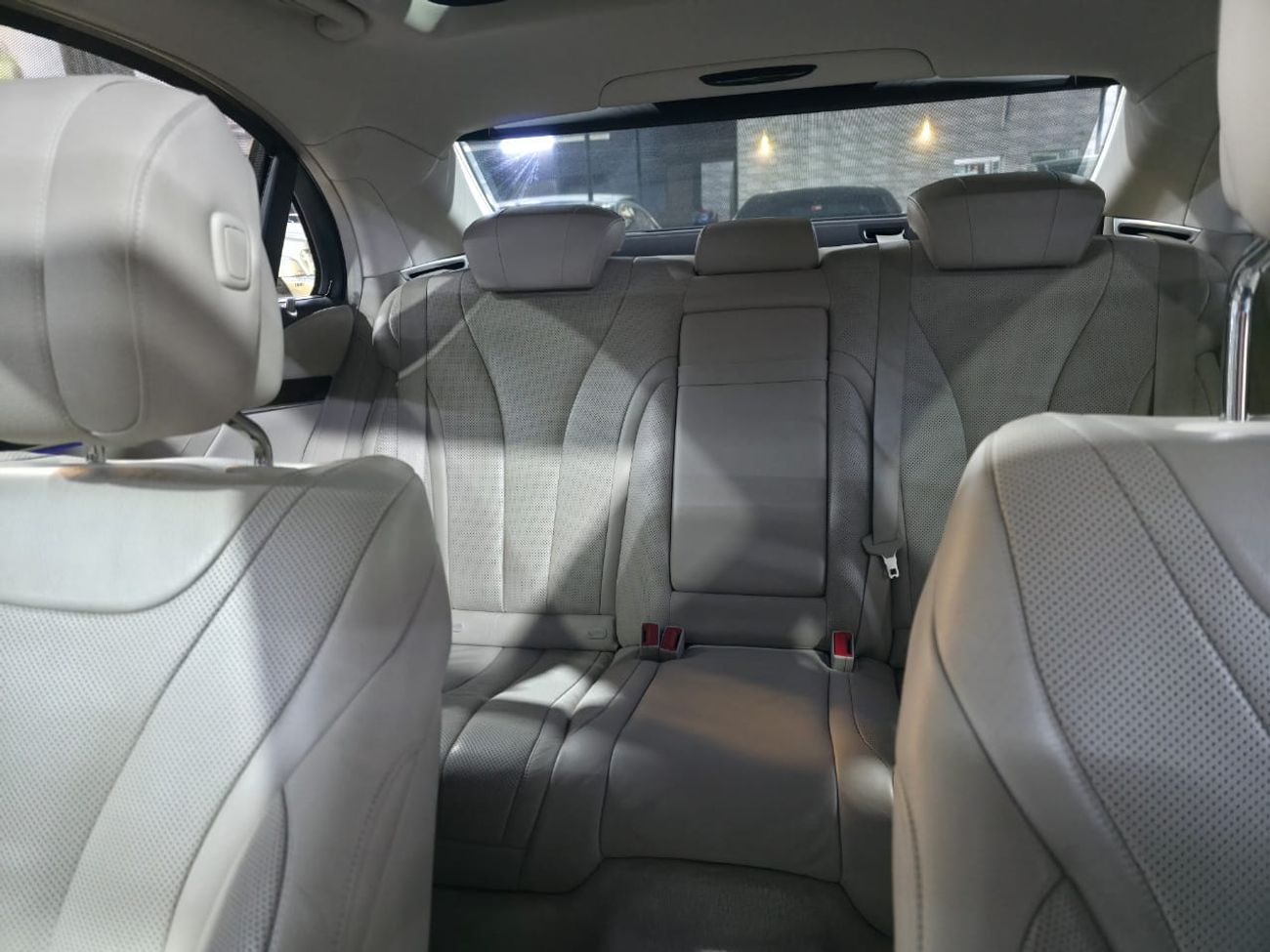 مرسيدس بنز S 550