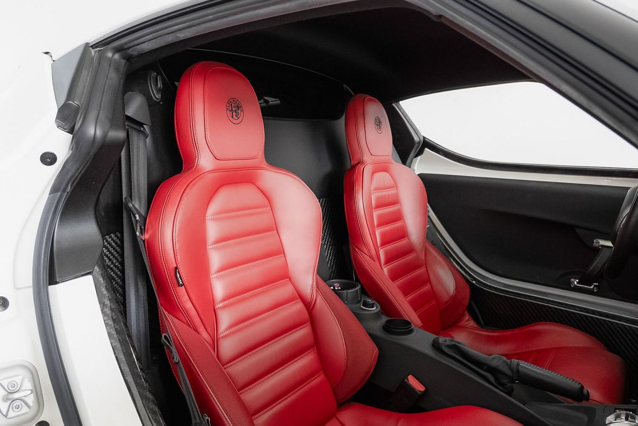 ألفا روميو 4C Coupe