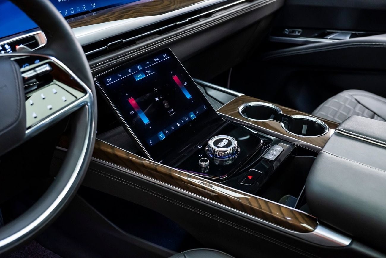 كاديلاك إسكالاد Sport Platinum 6.2L 4WD