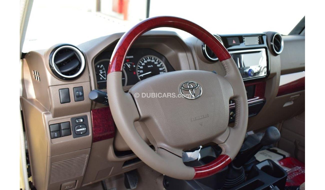 Toyota Land Cruiser Pick Up 79 Single Cab Pickup DLX V8 4.5L Diesel 4wd Manual Transmission