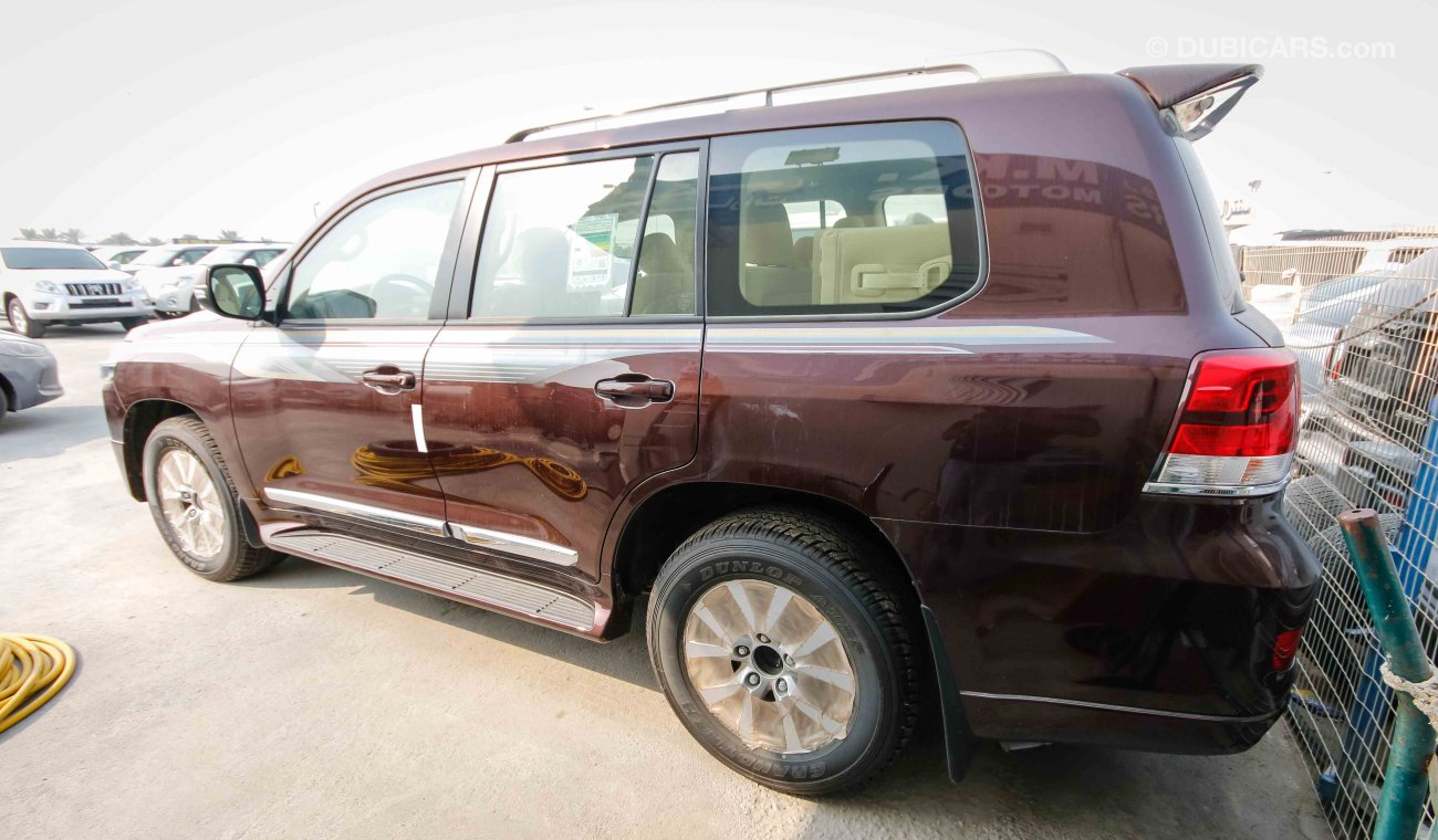 Toyota Land Cruiser GXR V8