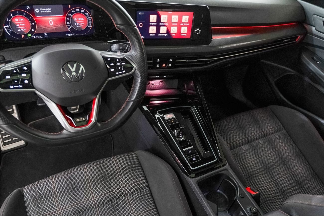 Volkswagen Golf GTI