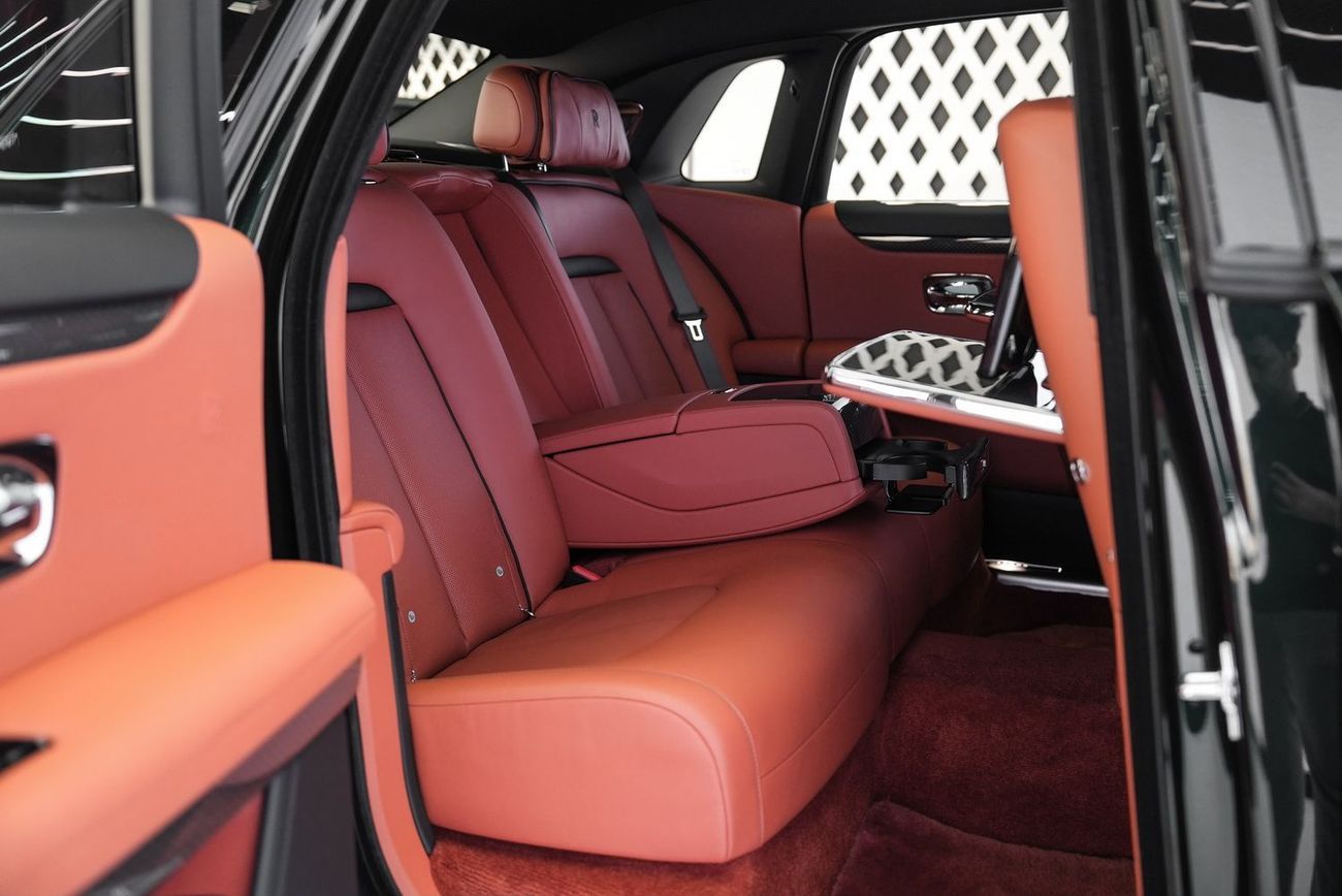 Rolls-Royce Ghost 6.75T Short Wheelbase