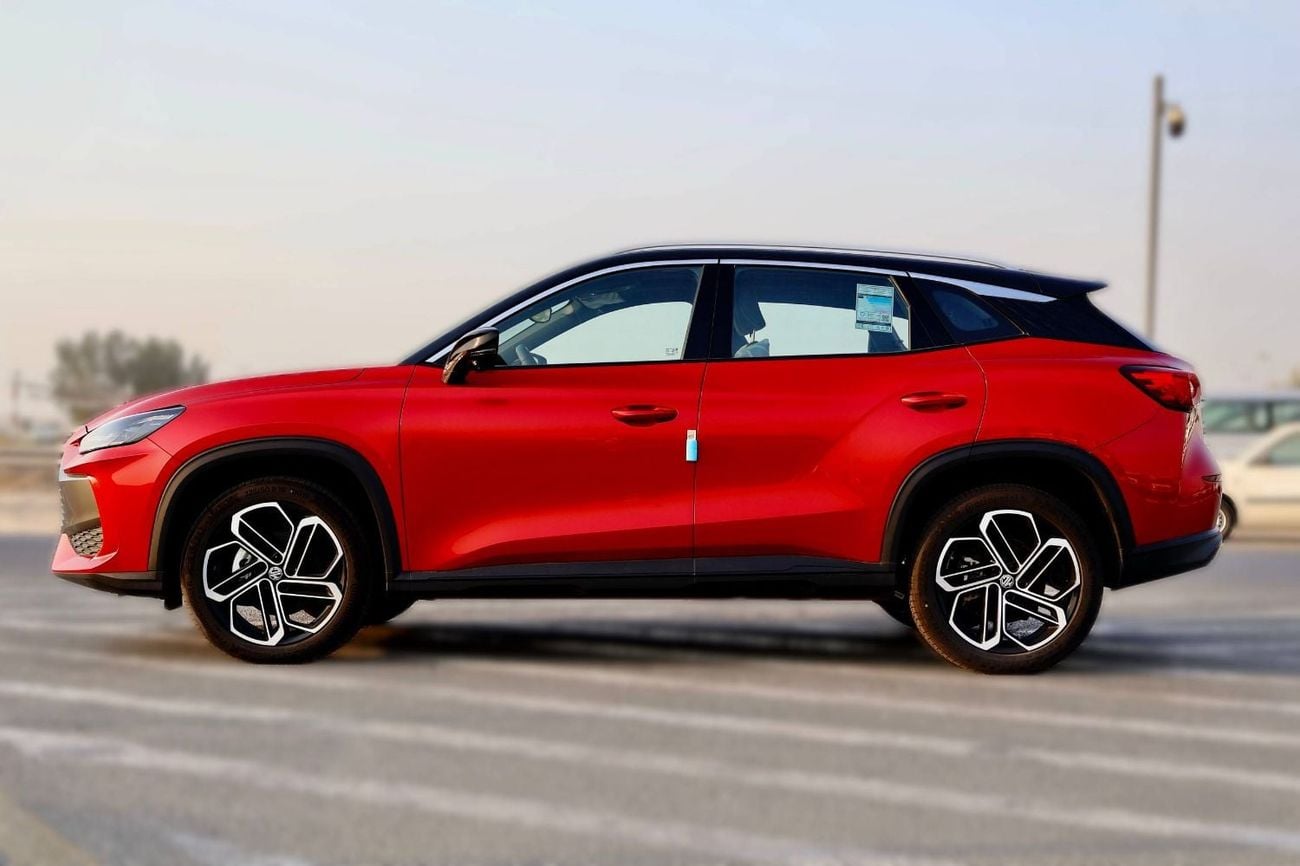 MG One LUX