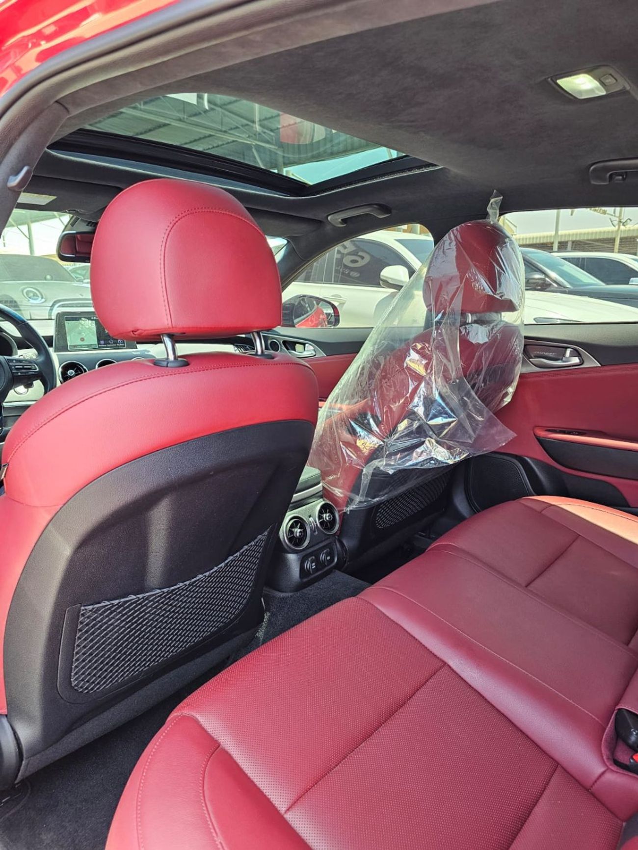 كيا ستينجر Std 2.0L Sportback