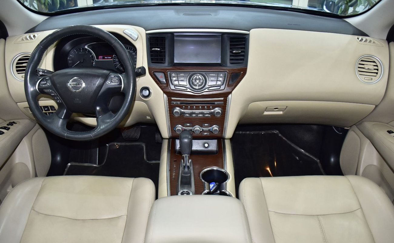 نيسان باثفايندر EXCELLENT DEAL for our Nissan Pathfinder SV 4WD ( 2018 Model ) in Grey Color GCC Specs