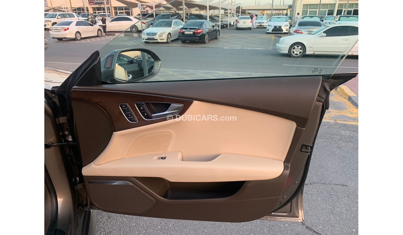 Audi A7 Audi a7 S line (50 tfsi) supercharged quattro Gcc_2016_Excellent_Condition Full option