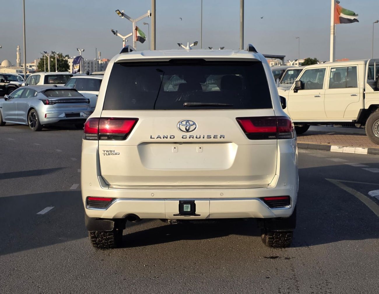 Toyota Land Cruiser LC300 ,RIGHT HAND DRIVE DIESEL ,4.5 LITER ,FULL OPTION  ,WITH G.R KIT