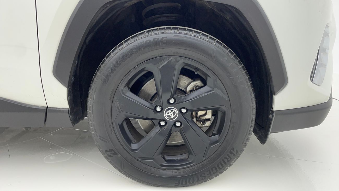 Toyota RAV4 VXR HYBRID 2.5 | Zero Down Payment | Free Home Test Drive