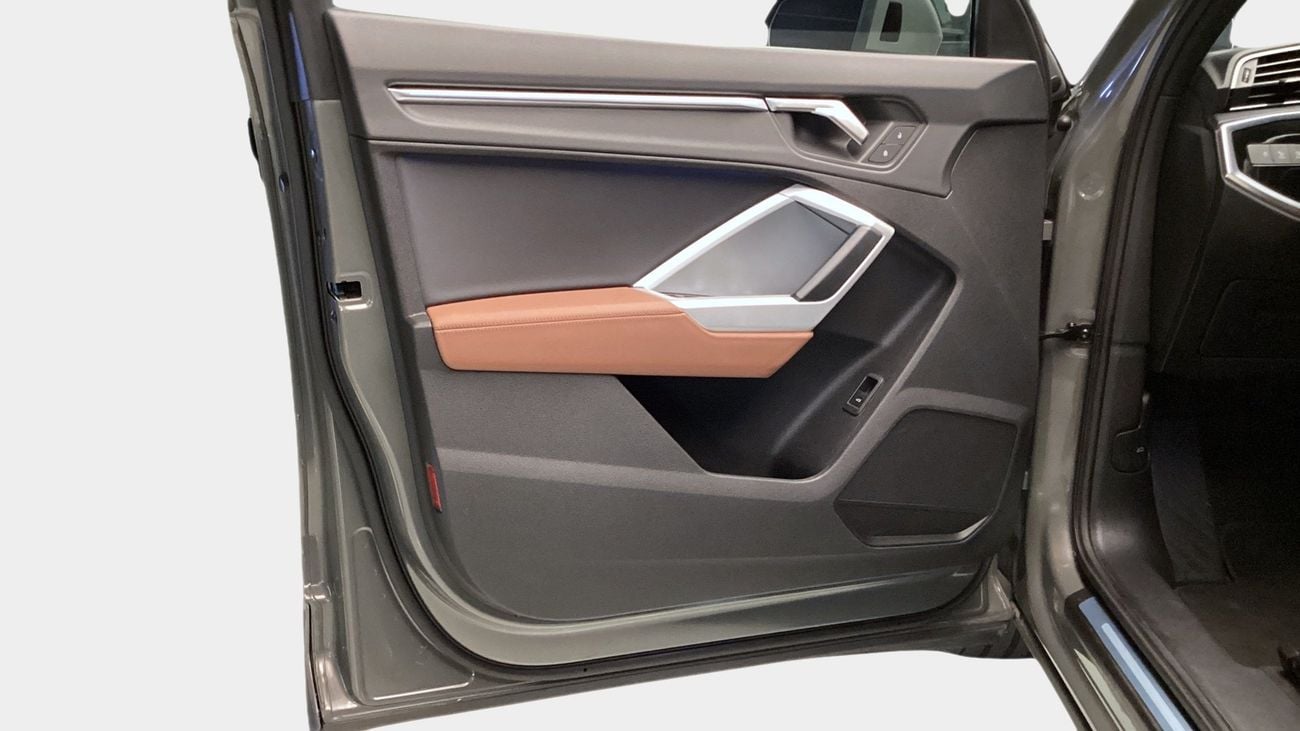 Audi Q3 35 TFSI | upto AED 20,000 Ramadan Discount | Guaranteed Warranty | 0 Down Payment