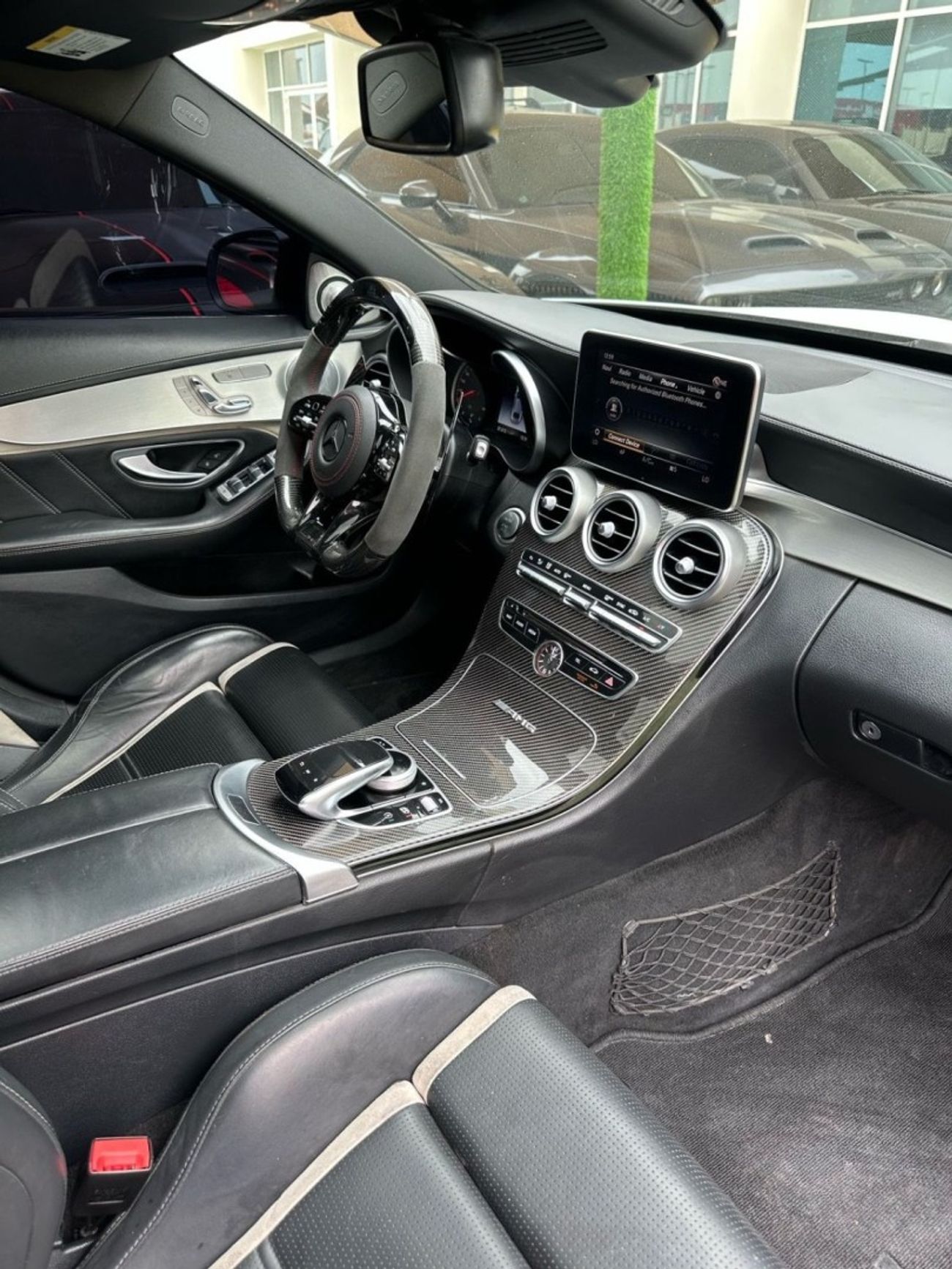 مرسيدس بنز C 63S AMG Std 4.0L Sedan