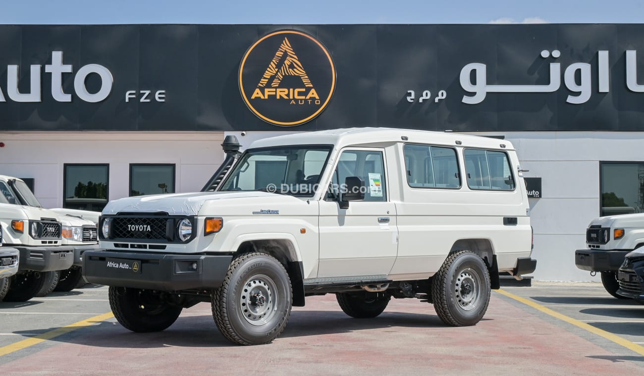 Toyota Land Cruiser 70 4.0L. V6. A/T