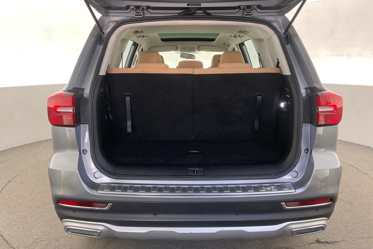 أم جي RX8 Standard | Carnival Sale • UP TO AED 20,000 OFF | شامل الضمان | 0 ﺪﻔﻋﺓ ﺃﻮﻟﻯ