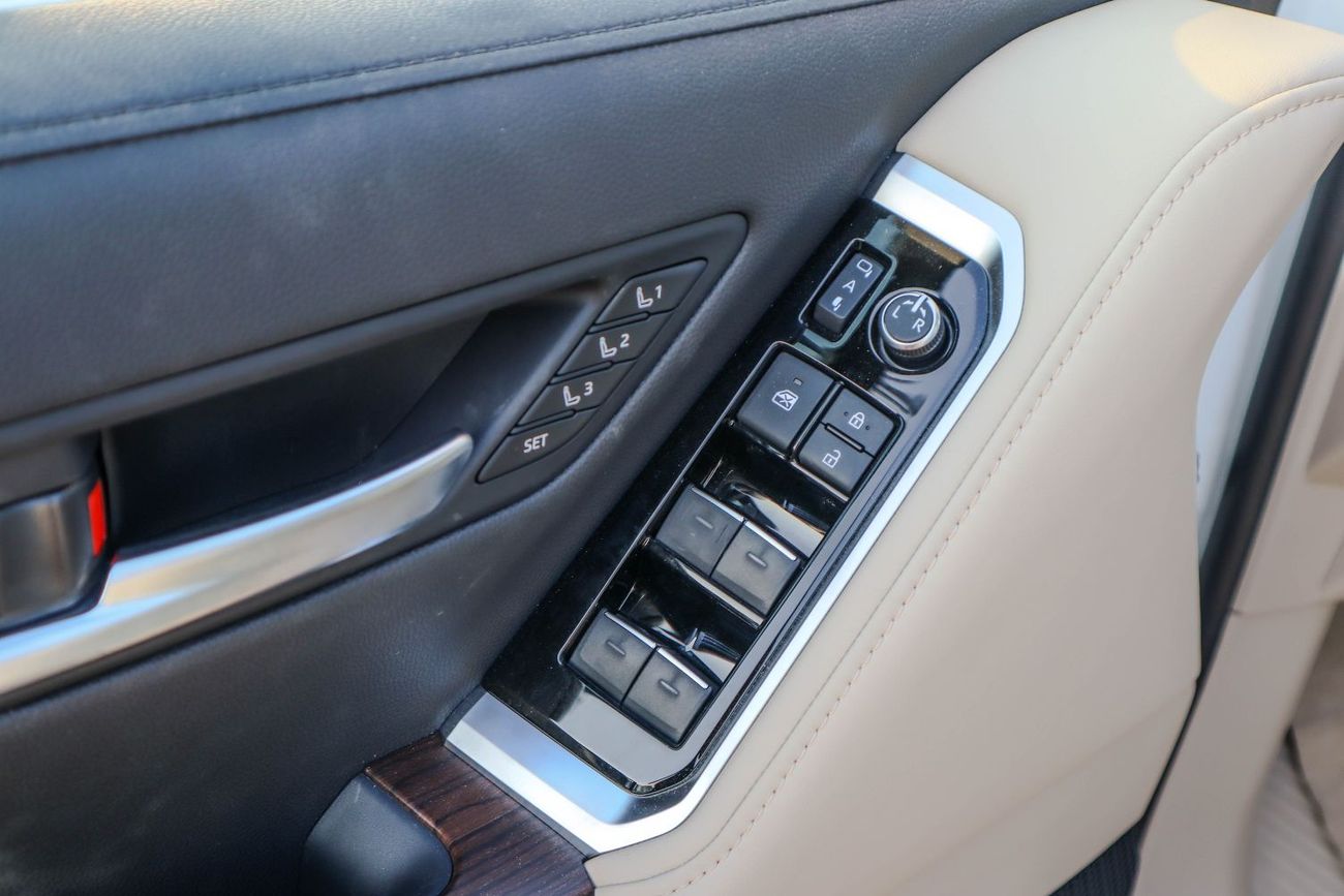 Toyota Land Cruiser 2025 Toyota Land Cruiser VXR 3.5L Twin-Turbo V6 (VJA300) - Full Option Spec Sheet