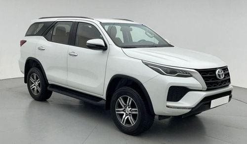 Toyota Fortuner 2.4L Diesel AT 4X4 2025