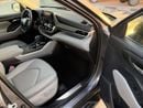 Toyota Highlander 2020 Toyota Highlander XLE Full Option 3.5L V6  - SunRoof - Full Radar System - 7 Seater -Push Start