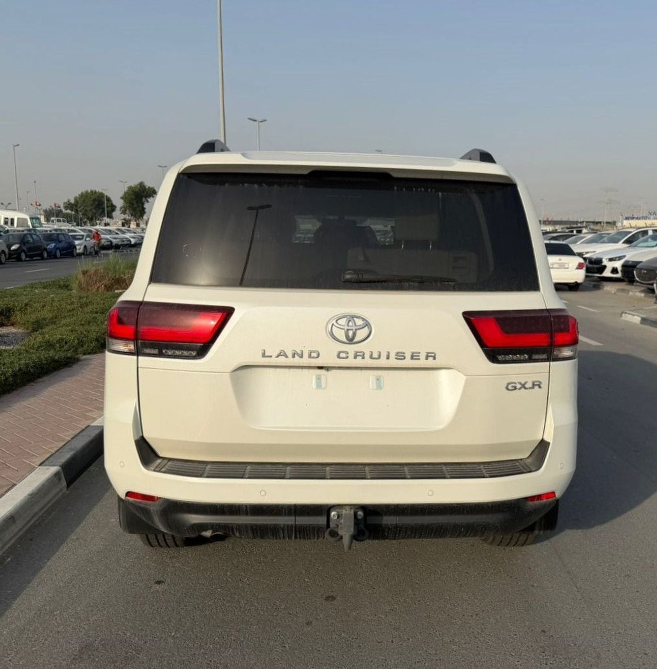 تويوتا لاند كروزر Toyota Land Cruiser GXR 4.0 2025 Full with sunroof