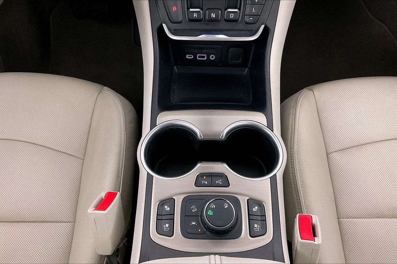 Volkswagen Golf SE | 1 year free warranty | 0 Down Payment