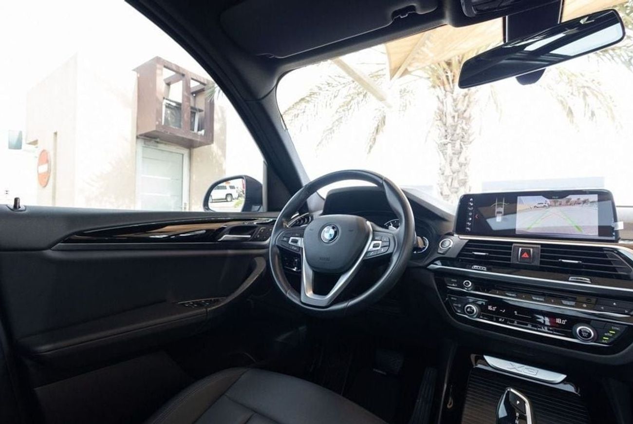 BMW X3 xDrive 30i 2.0L BMW X3 xDrive30i 2019 GCC under Warranty with Flexible Down-Payment.