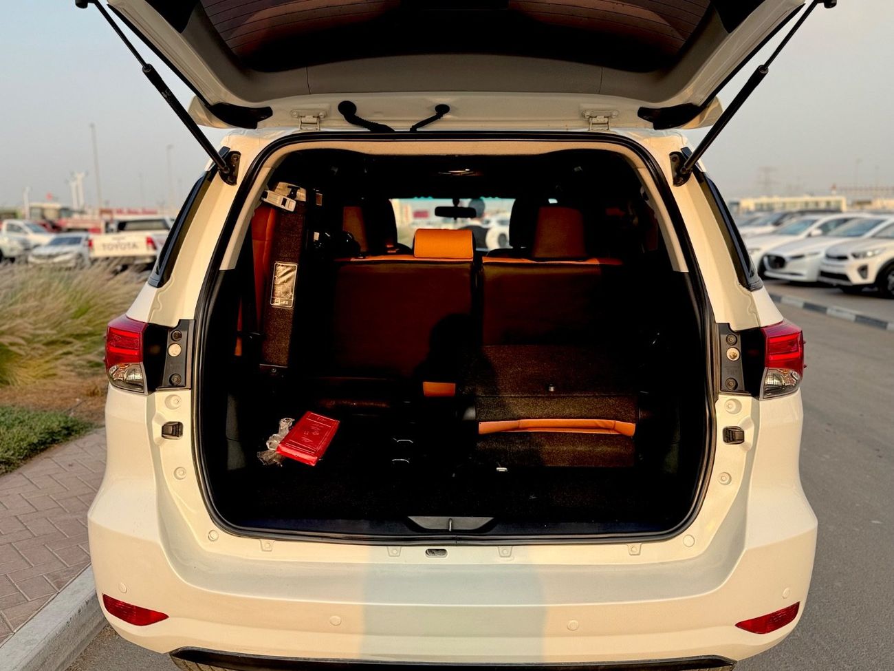 Toyota Fortuner Toyota Fortuner model 2022 left Hand Drive Fuel Petrol