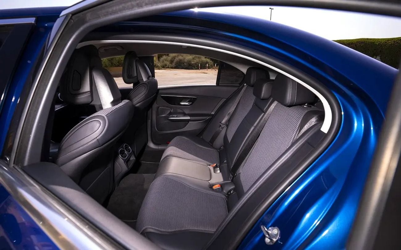 Mercedes Benz C200 STD 200