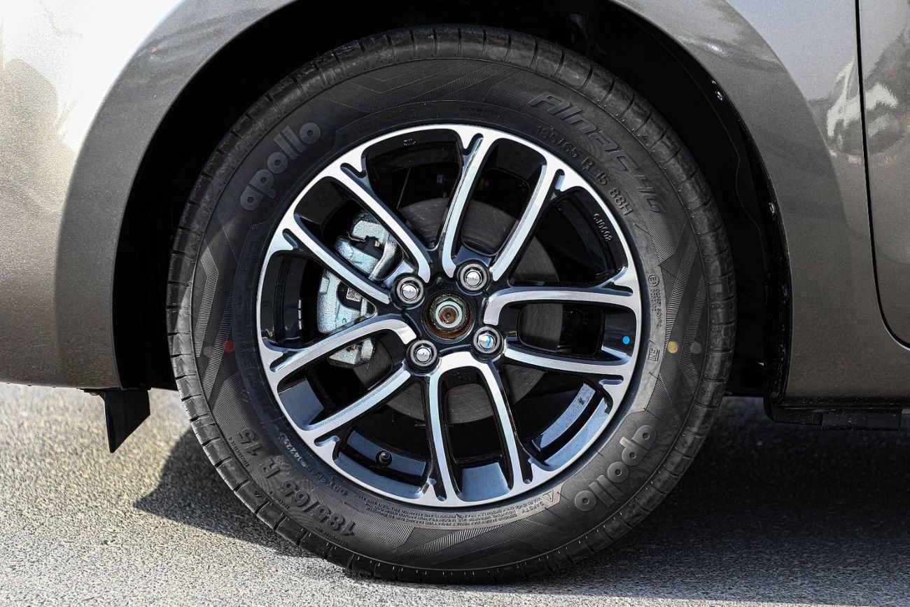 Suzuki Swift 2024 Suzuki Swift 1.2 GLX - Grey Mettalic inside Black | Export Only